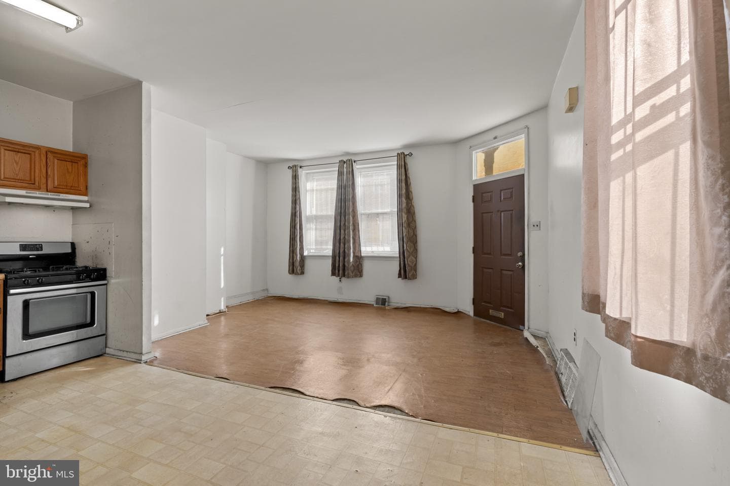 1812 S 5th Street photo 7