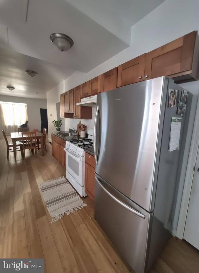 870 N 47th Street, Philadelphia