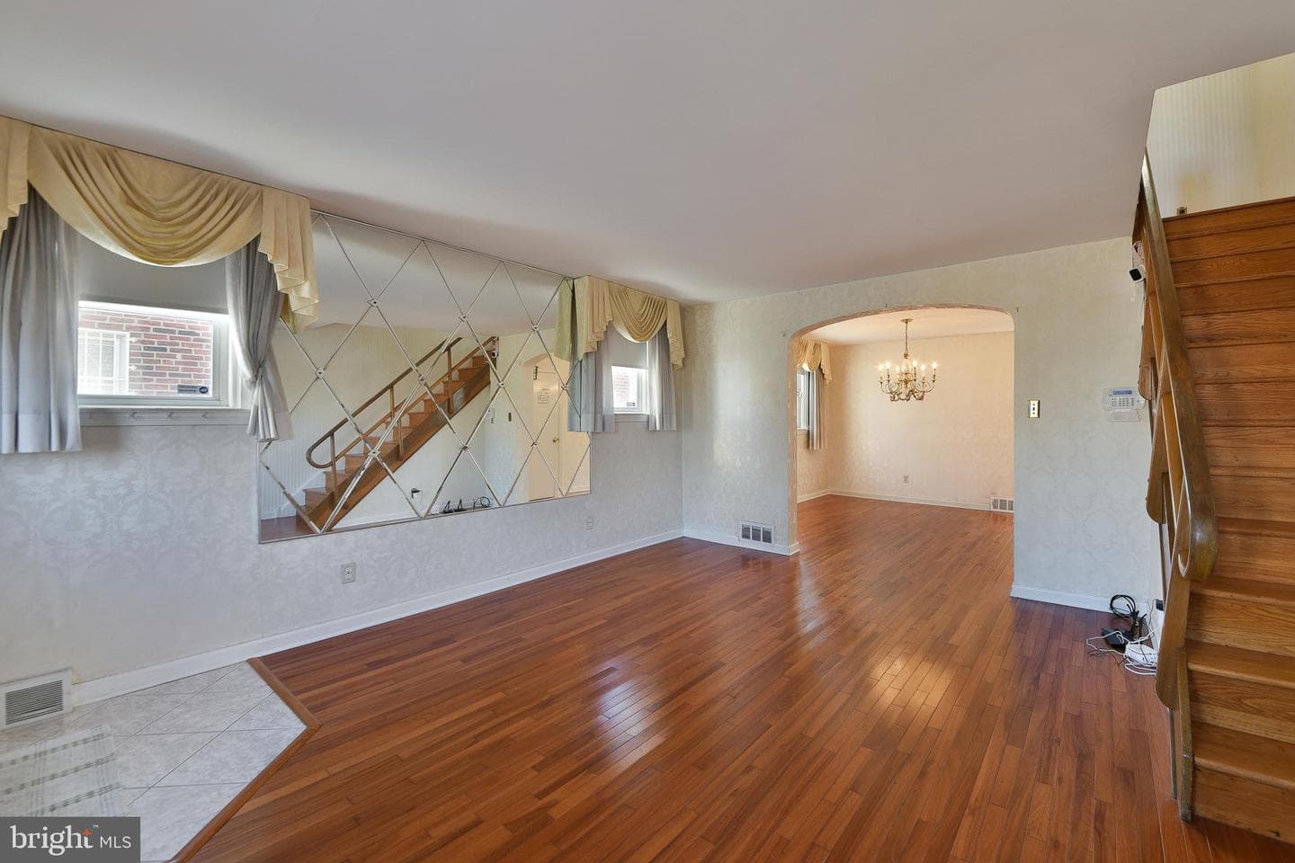 1012 Saint Vincent Street photo 4