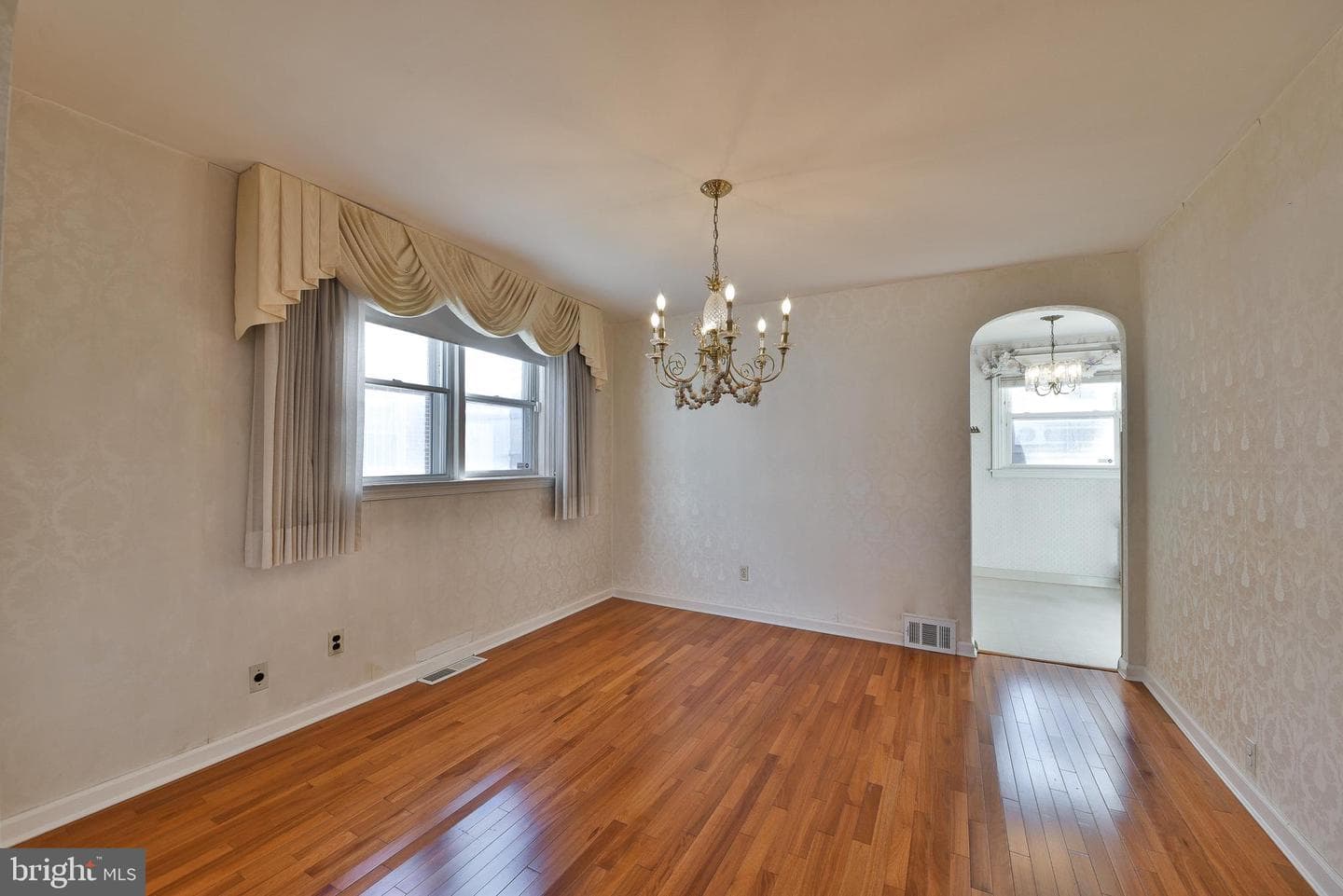 1012 Saint Vincent Street photo 7