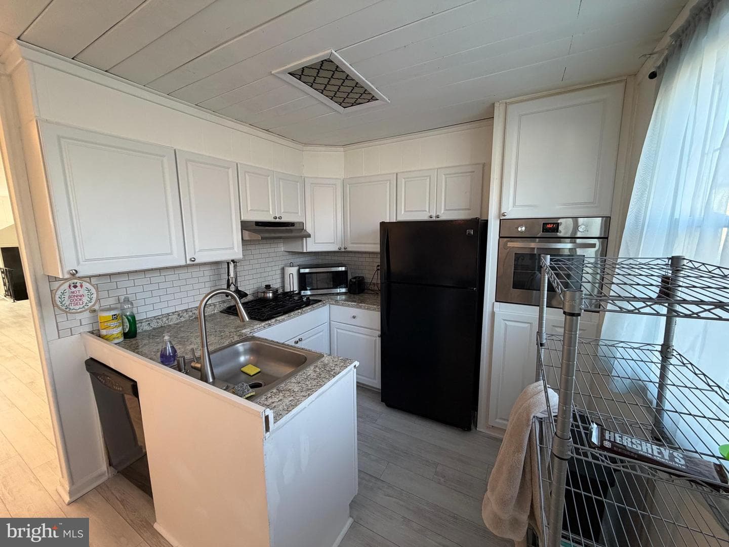 10916 Modena Place photo 13