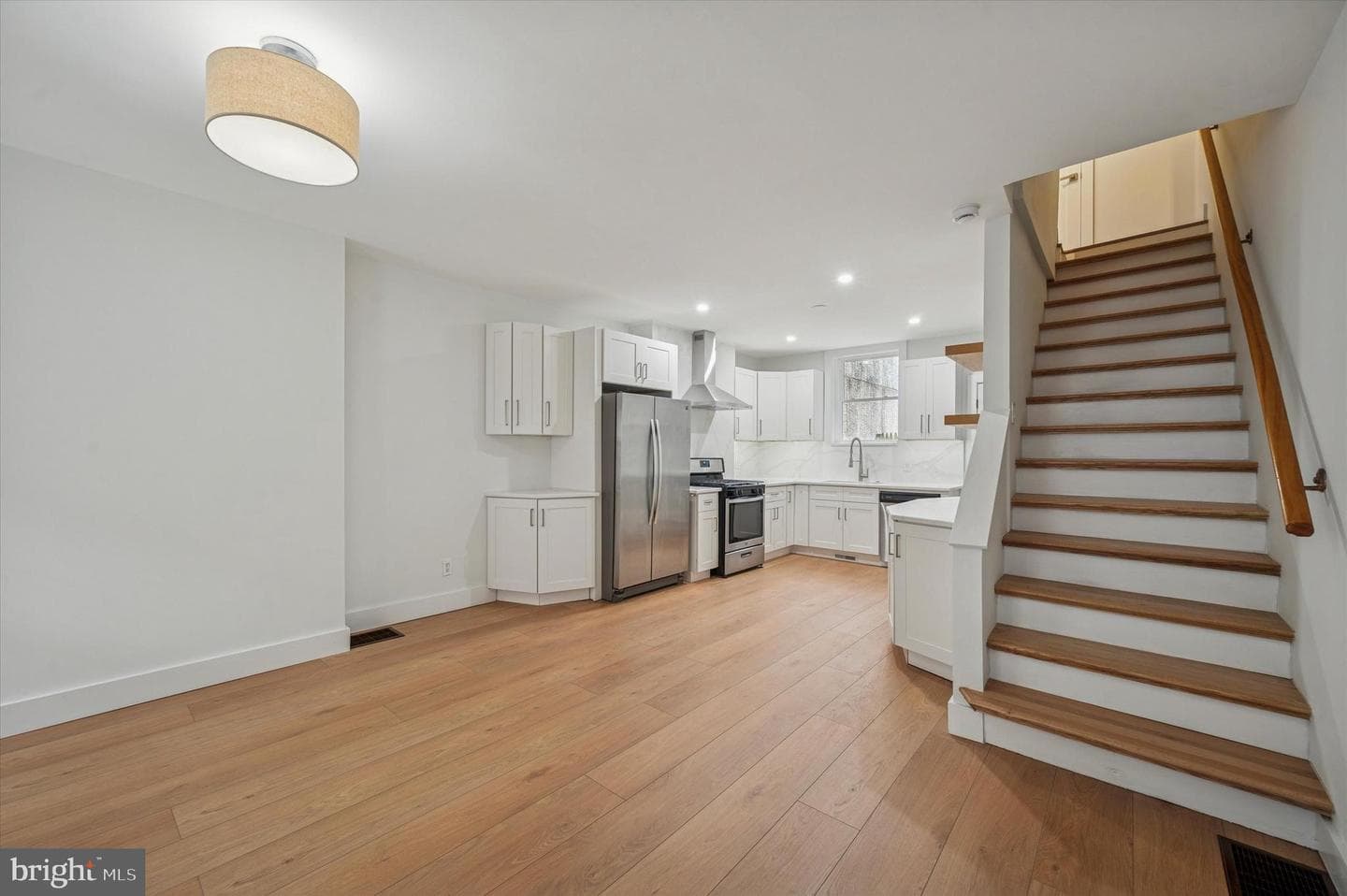 720 S 16th Street photo 4