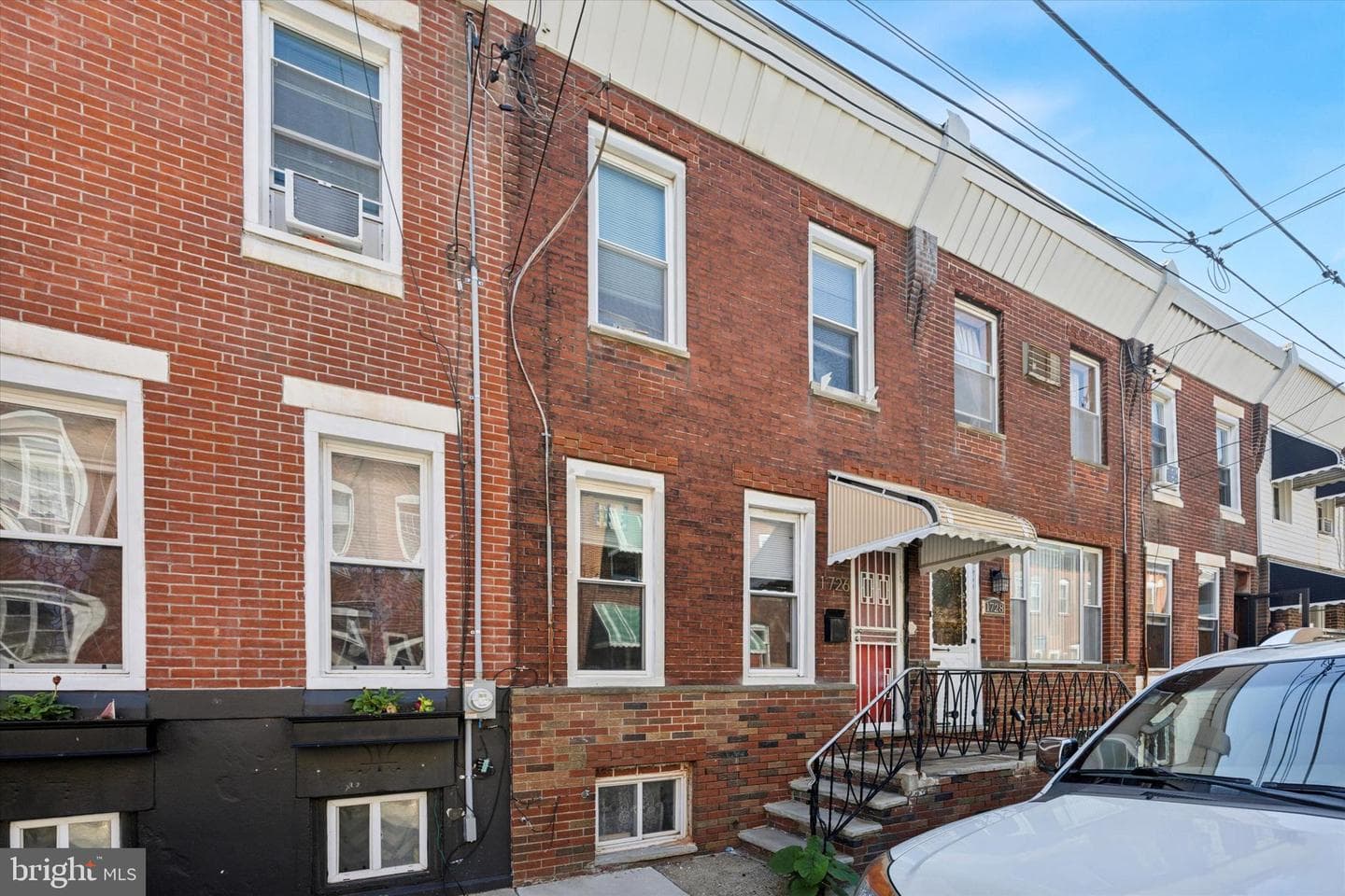 1726 Watkins Street photo 2