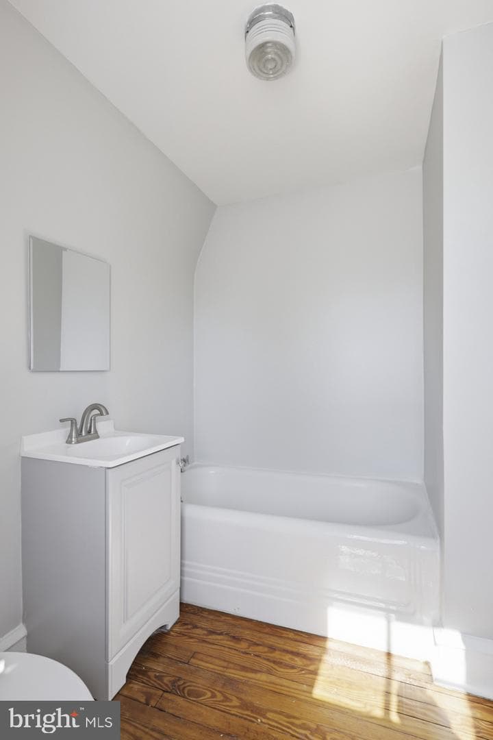 436 E Durham Street photo 33