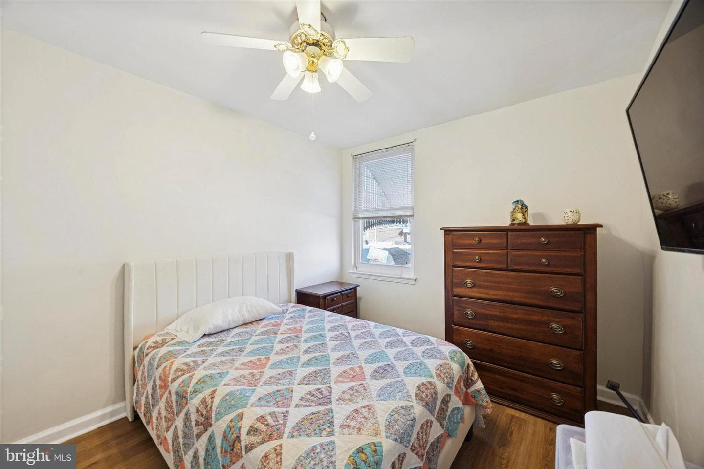 4337 J Street photo 19