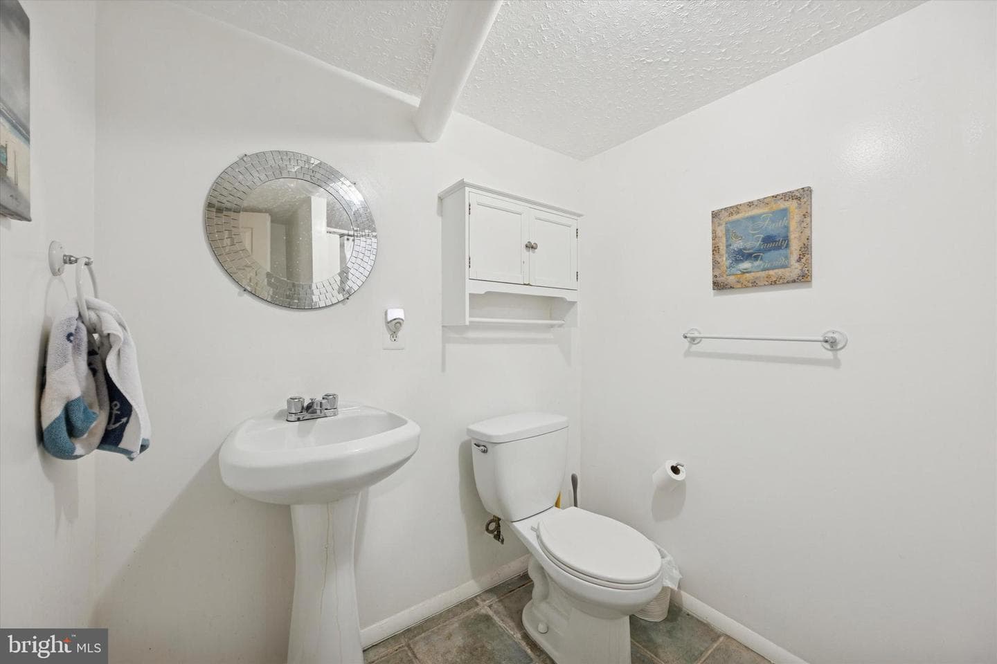 4337 J Street photo 23