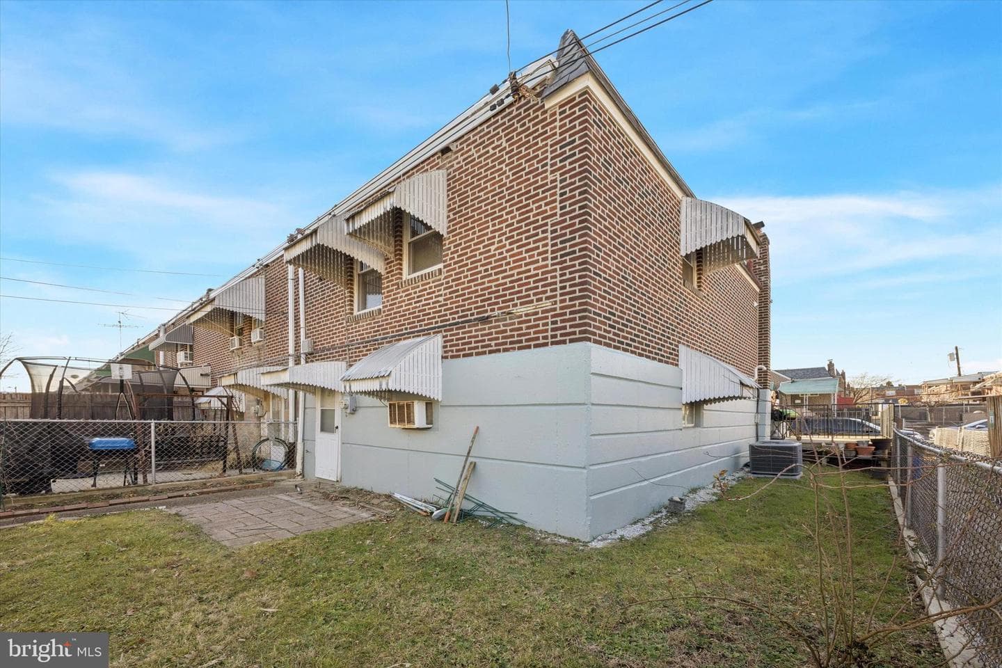 4337 J Street photo 26