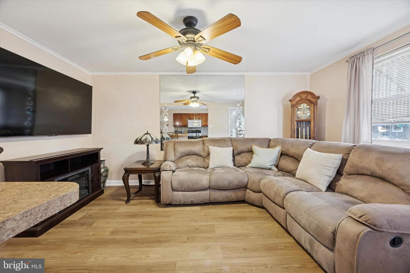 4337 J Street photo 7