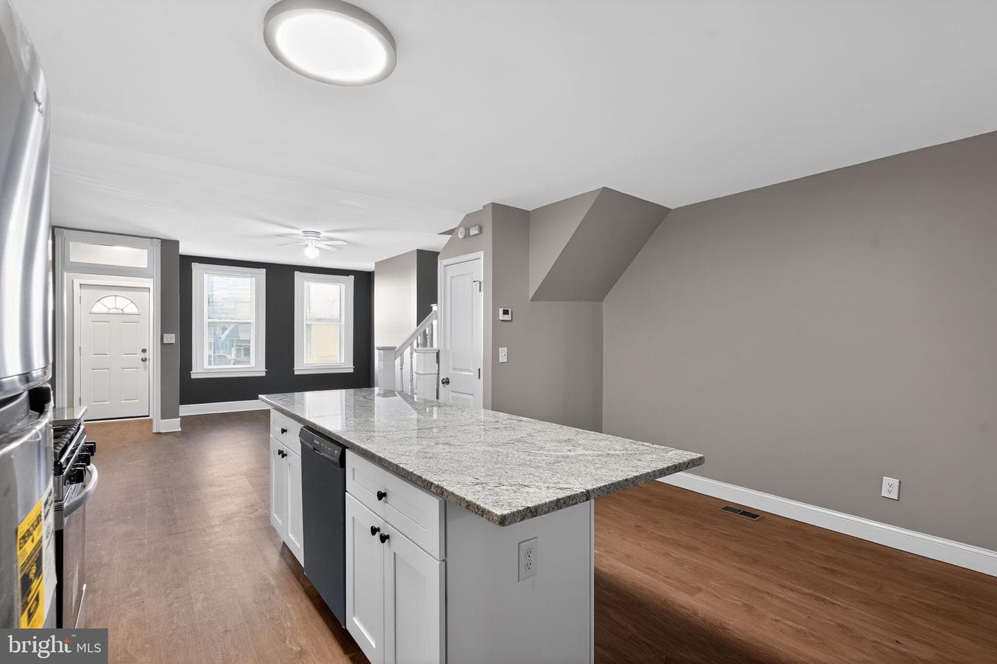 6136 Vine Street photo 10