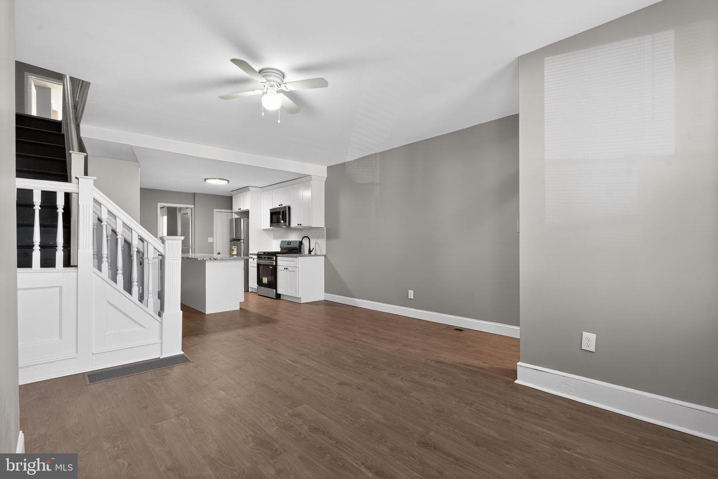 6136 Vine Street photo 4