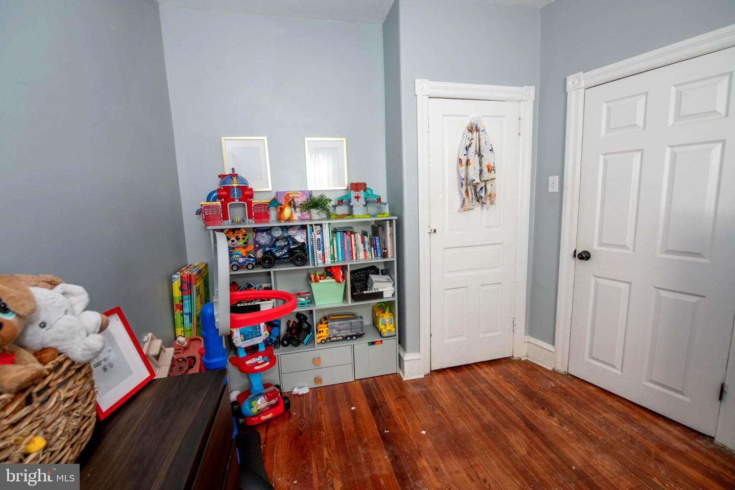 6641 Vandike Street photo 16