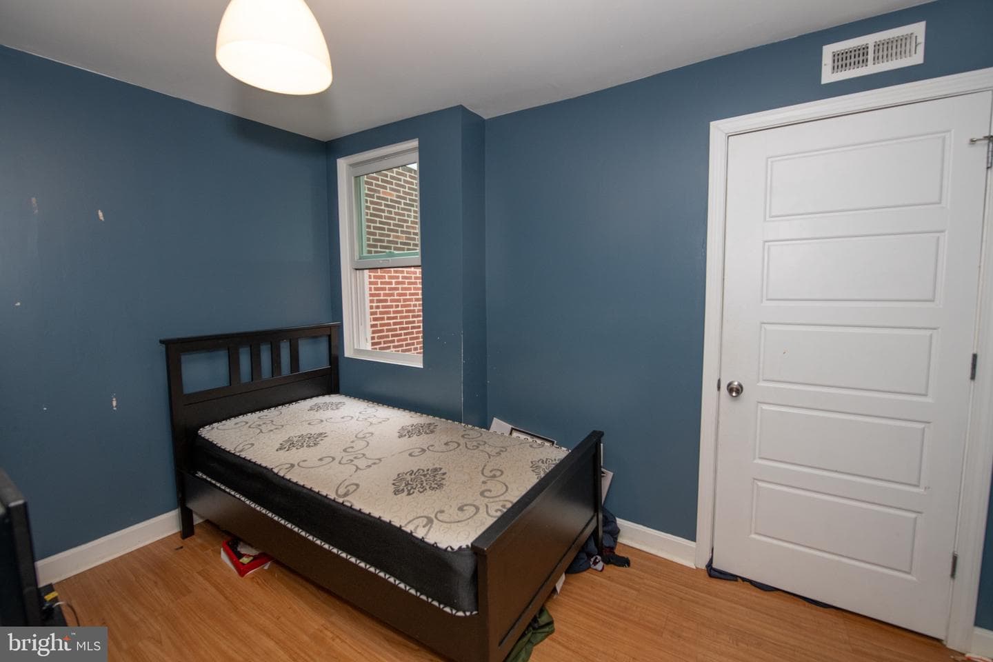 4930 Pulaski Avenue photo 11