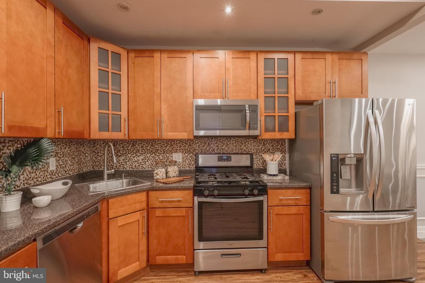 5415 Spruce Street photo 9