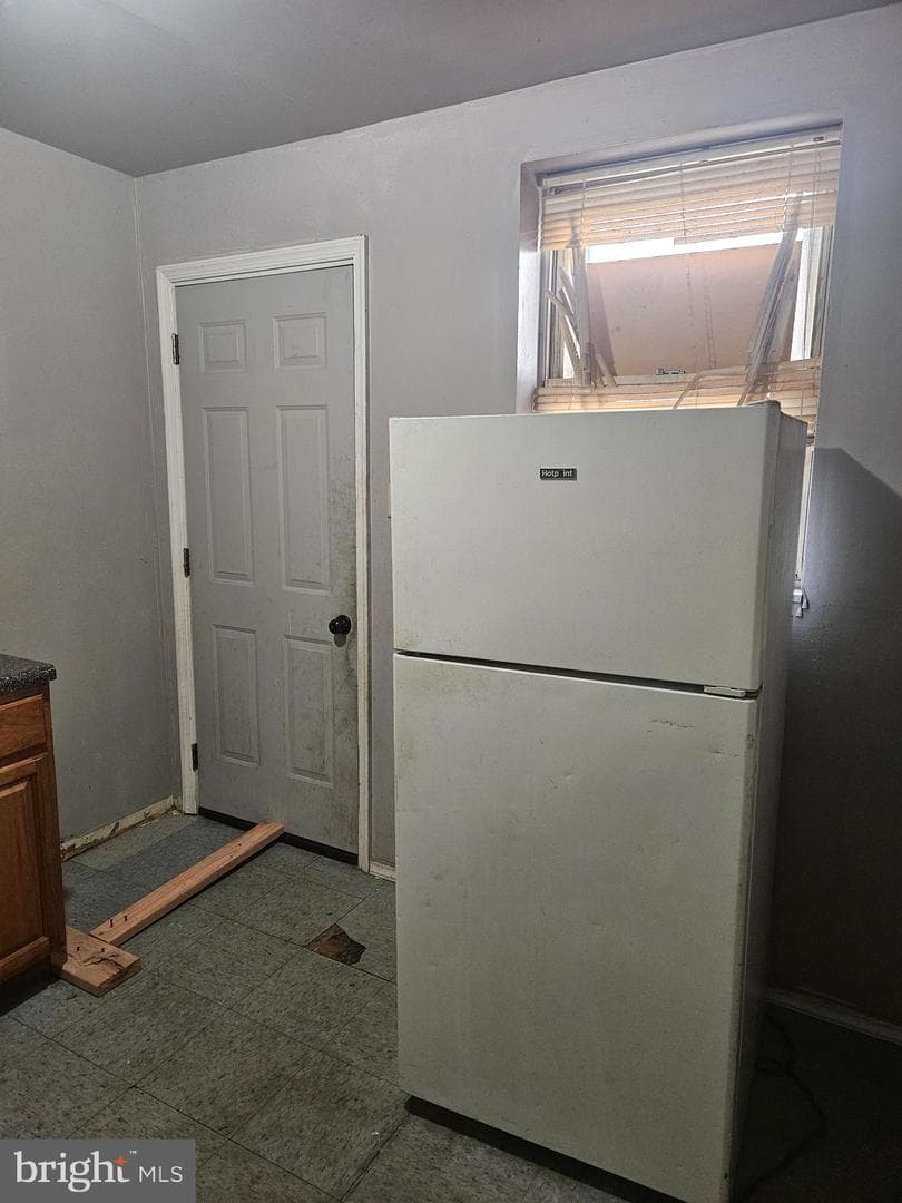 2615 N Hollywood Street photo 7