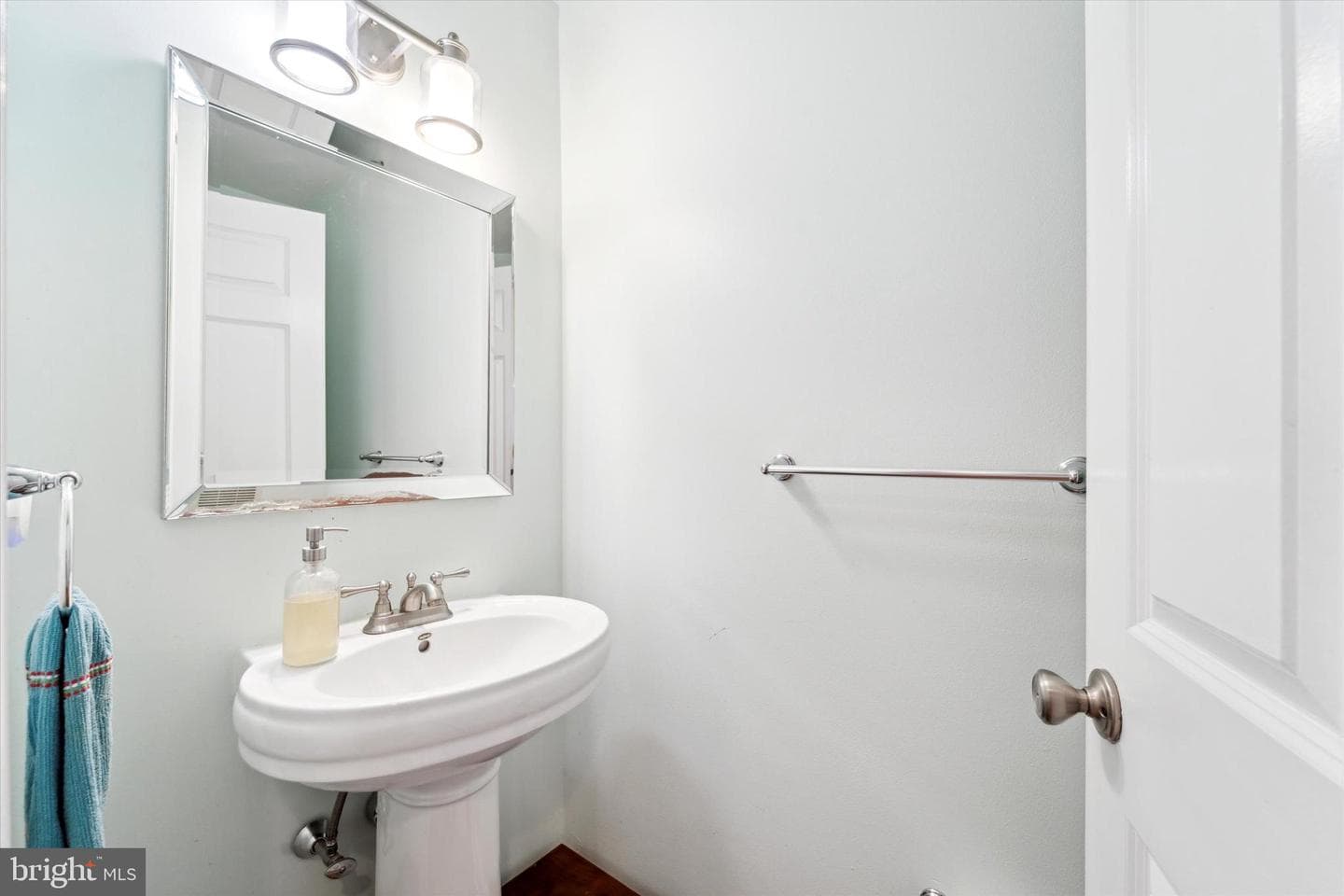 3913 Terrace Street #a photo 12