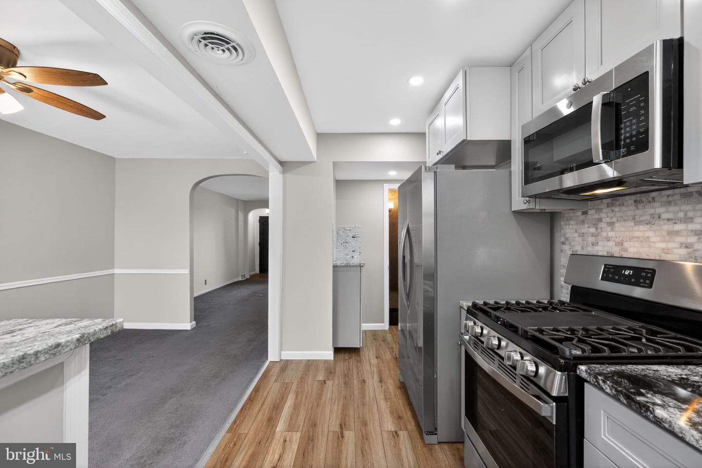 1017 Tyson Avenue photo 11