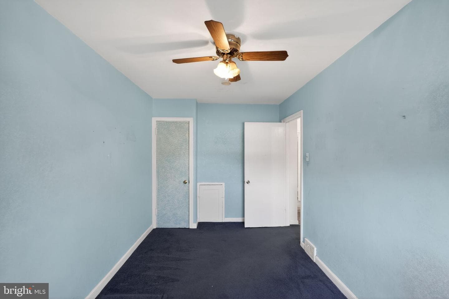 1017 Tyson Avenue photo 16
