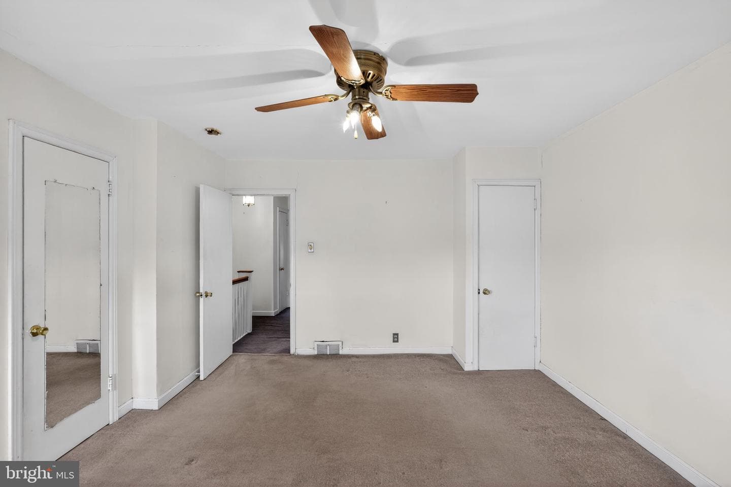 1017 Tyson Avenue photo 18