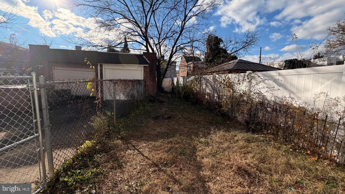 4406 Higbee Street photo 34