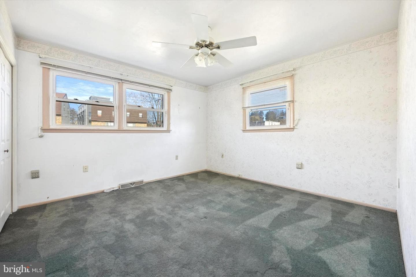 527 Wigard Avenue photo 12