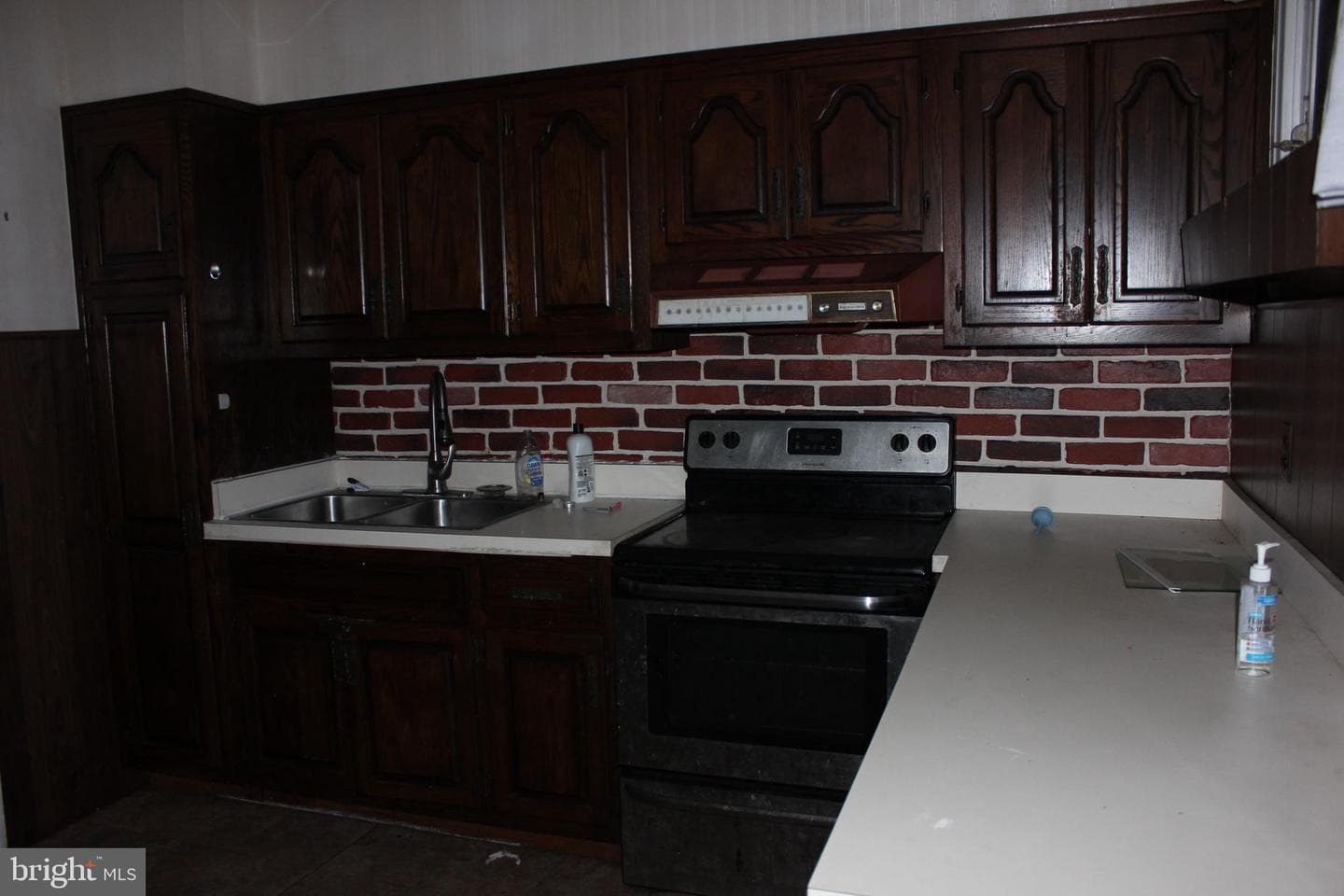 3411 Tudor Street photo 16