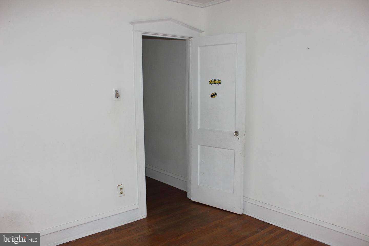 3411 Tudor Street photo 24