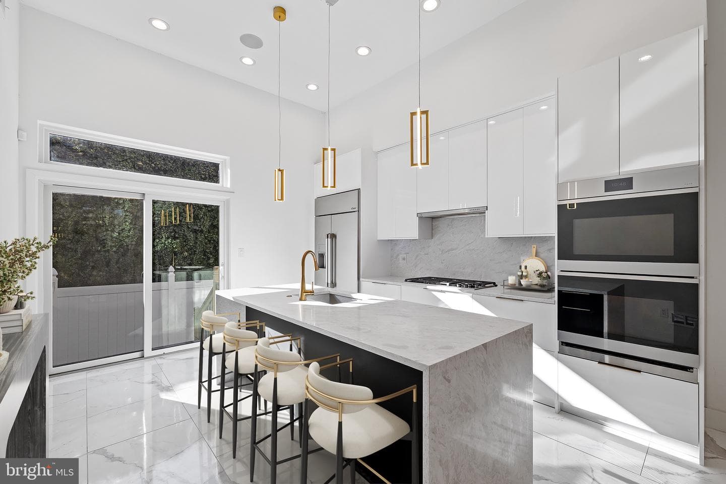 2130 Spring Street photo 11