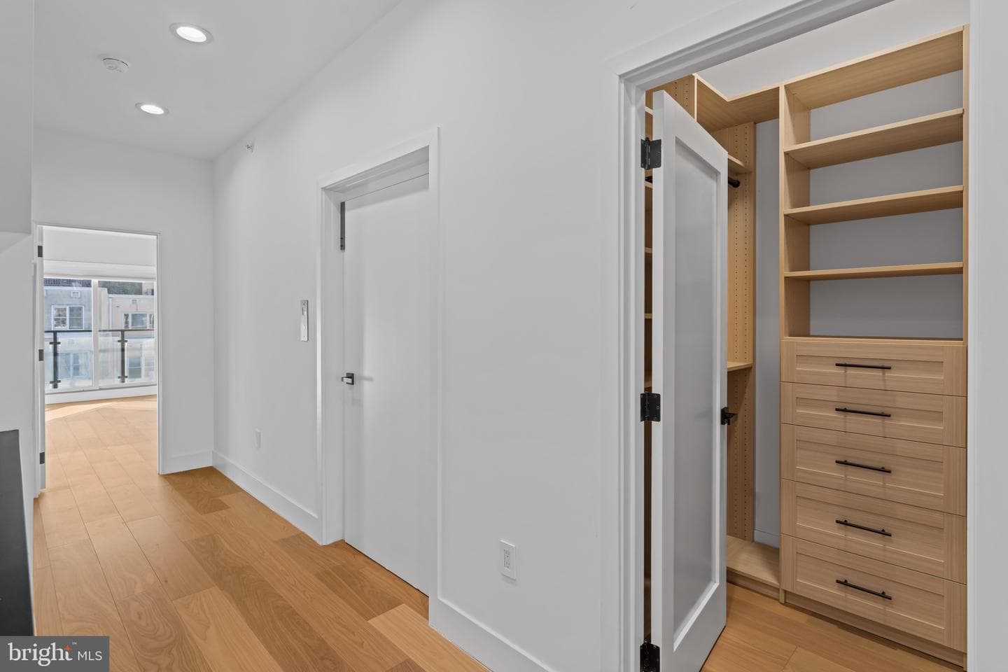 2130 Spring Street photo 27