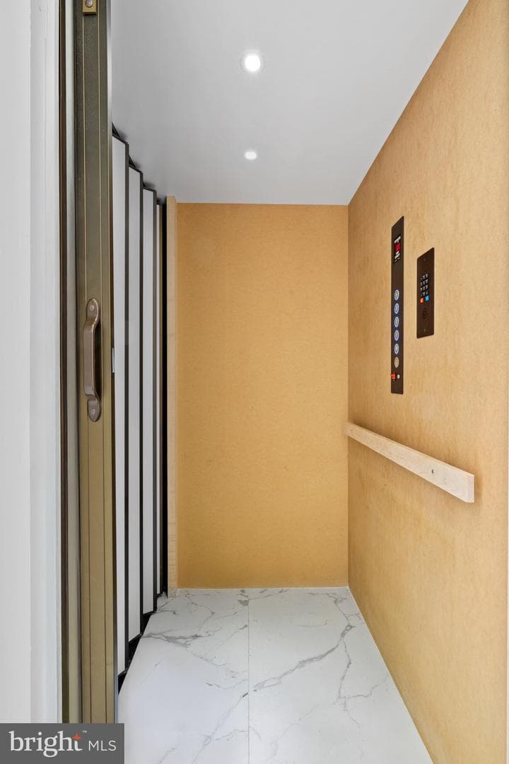 2130 Spring Street photo 37