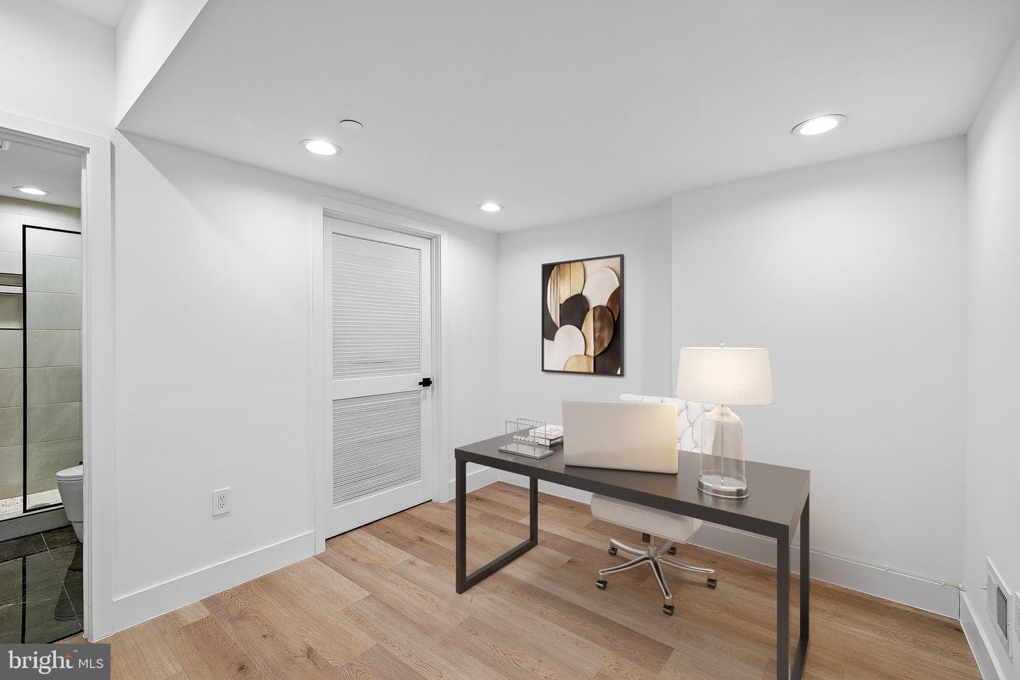 2130 Spring Street photo 42