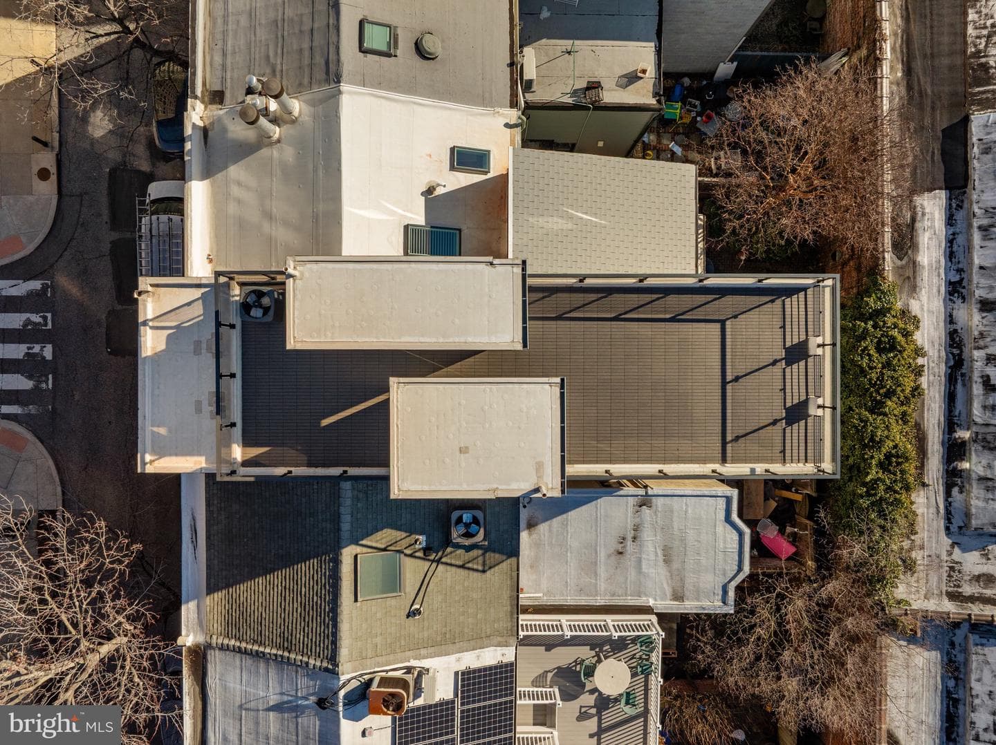 2130 Spring Street photo 48