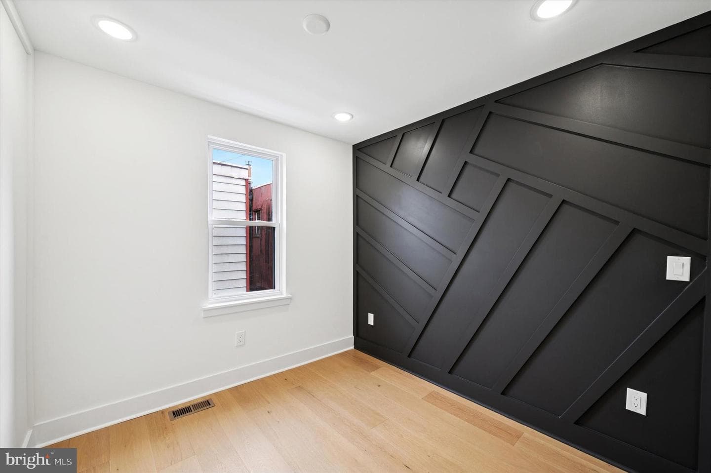 1839 S Carlisle Street photo 11