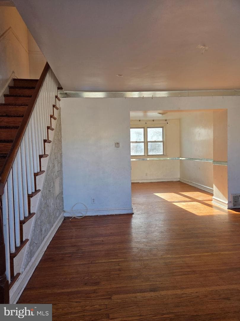 2912 Passmore Street photo 3