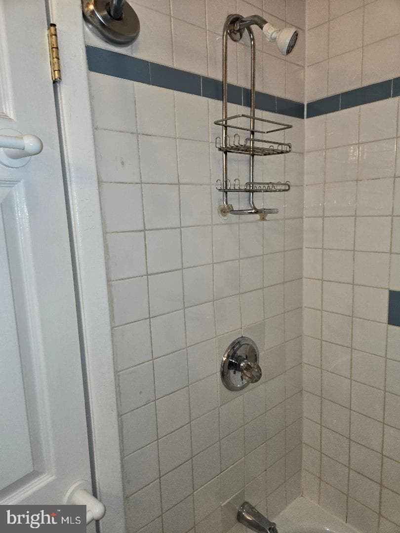 15150 Carter Road N photo 3