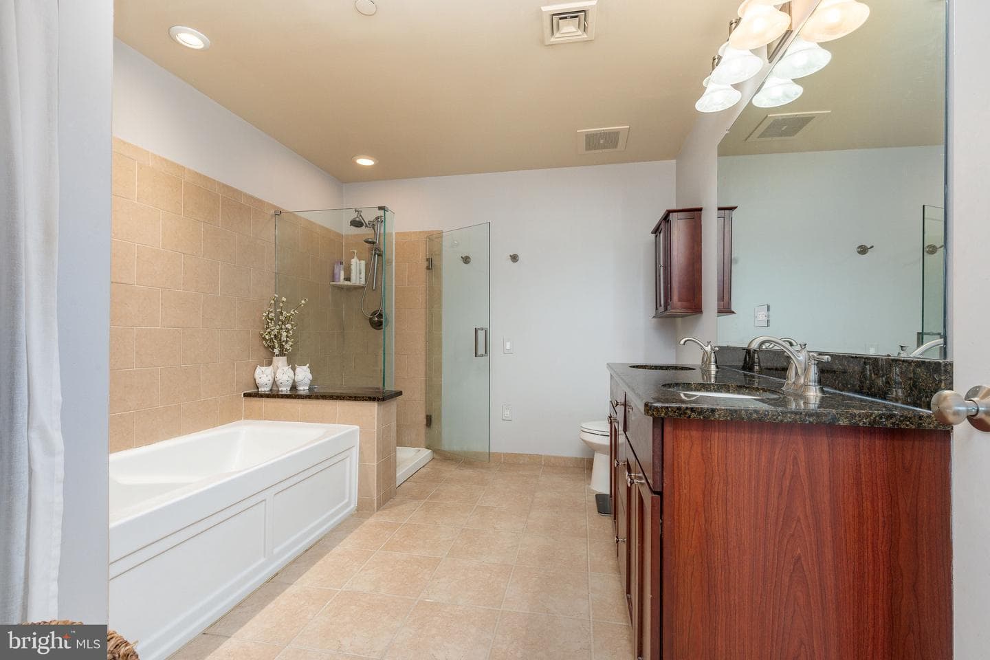 500 Admirals Way #214 photo 10
