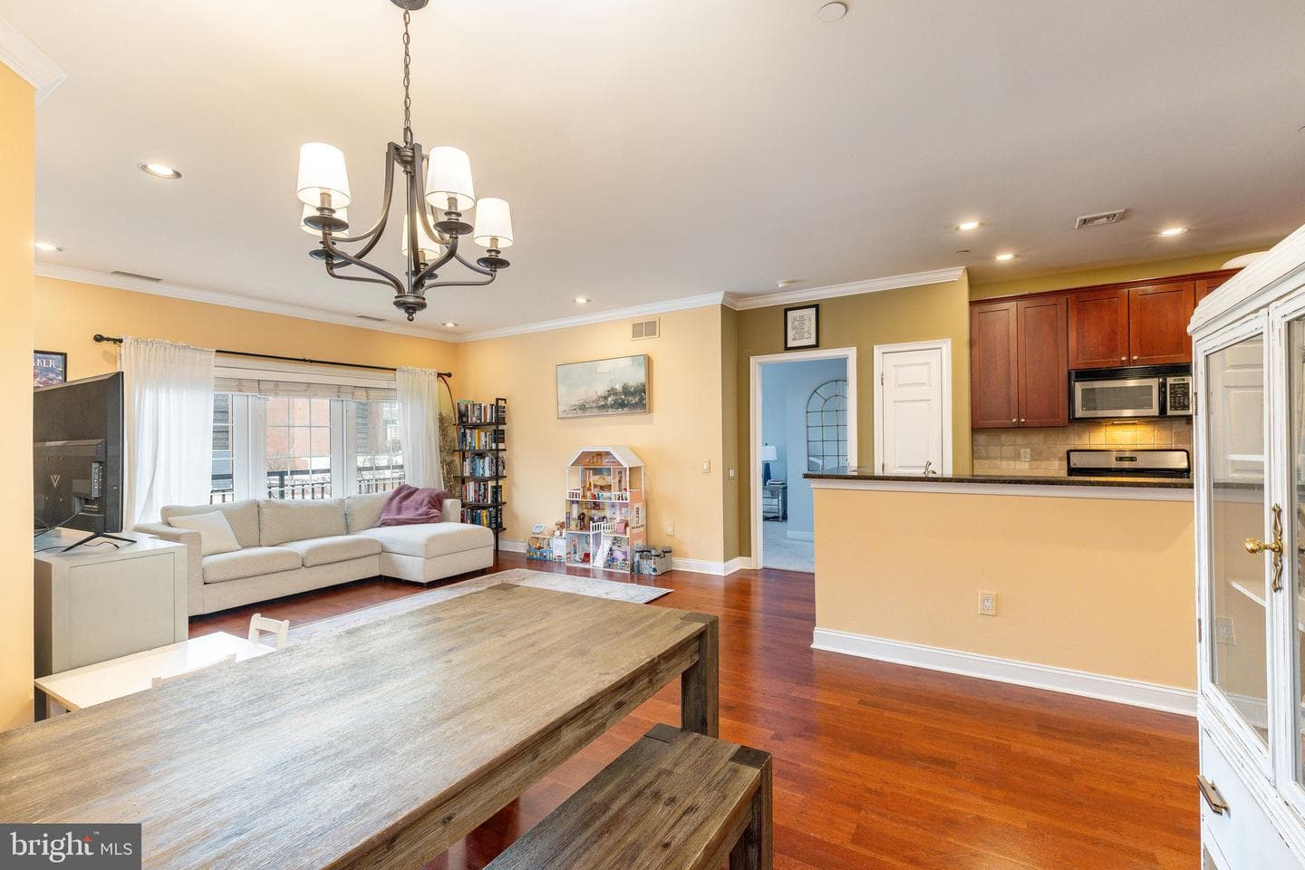 500 Admirals Way #214 photo 2