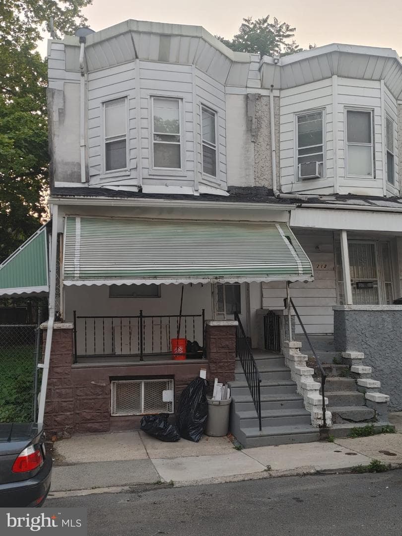 208-210 N Avondale Street, Philadelphia