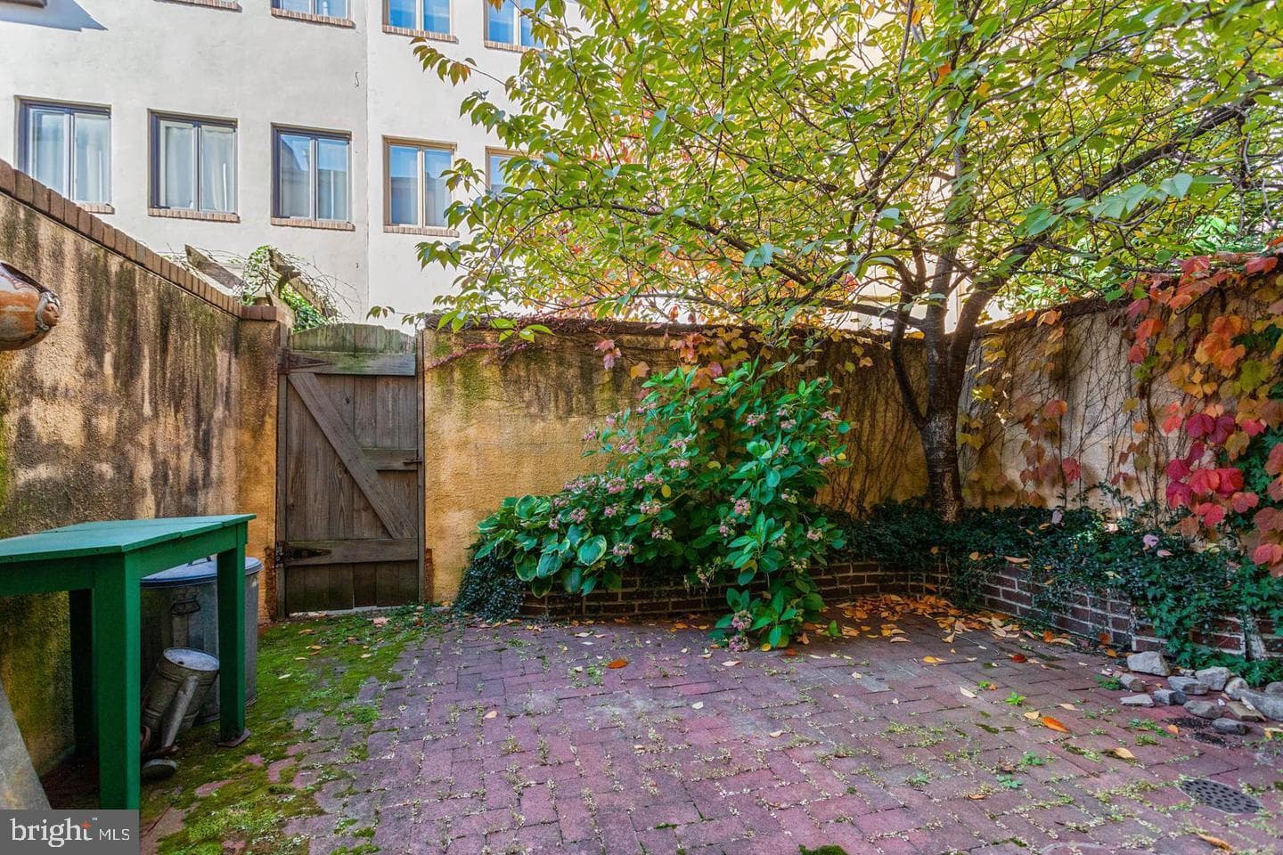 718 S Philip Street photo 15