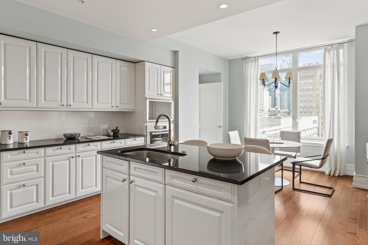 130 S 18th Street #1803 photo 23