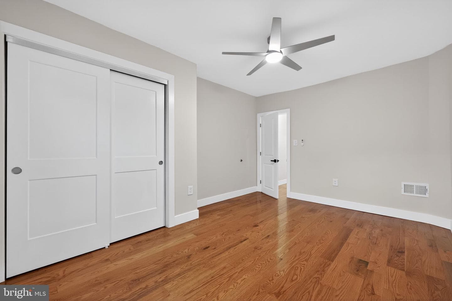 5216 Delancey Street photo 20