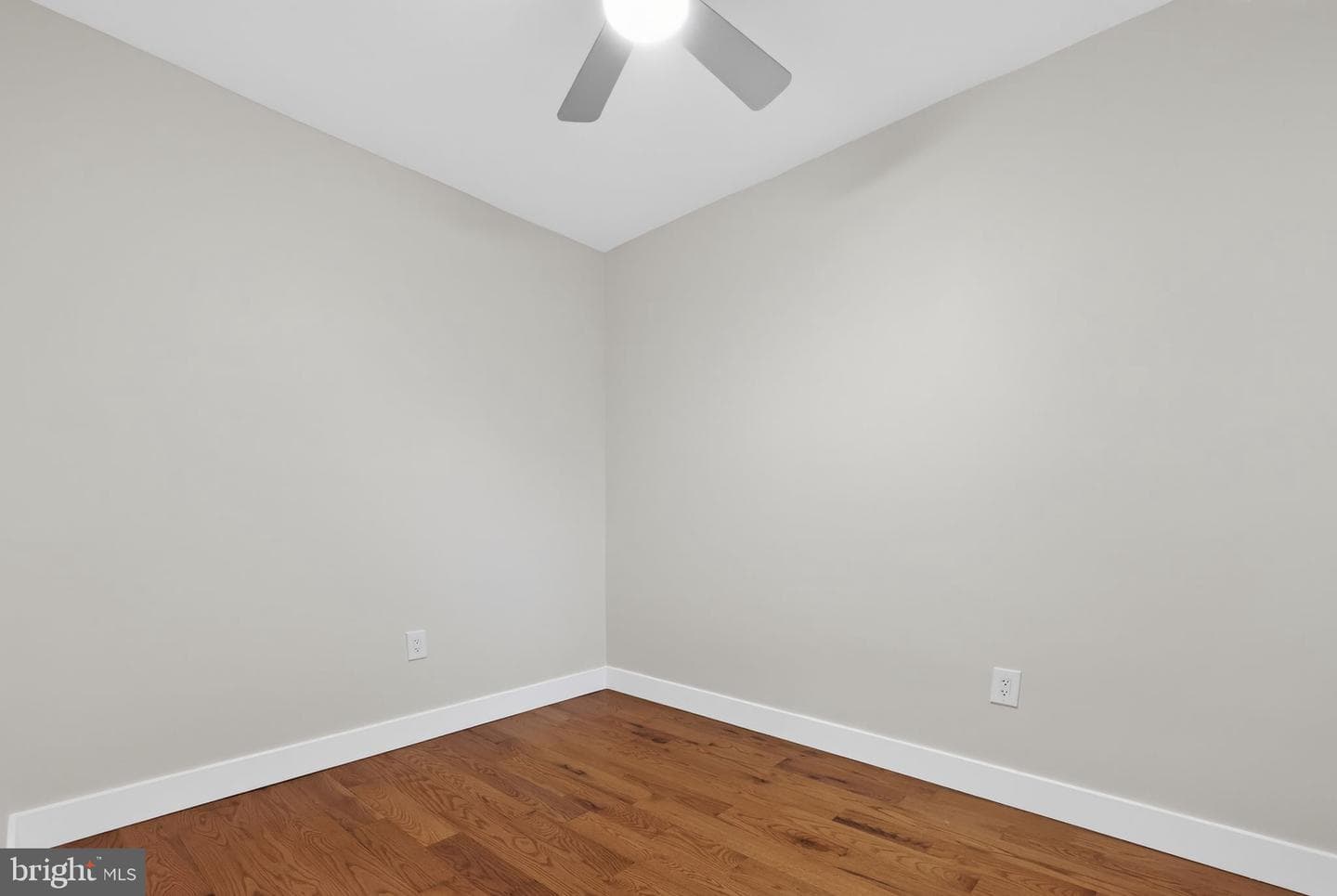 5216 Delancey Street photo 22