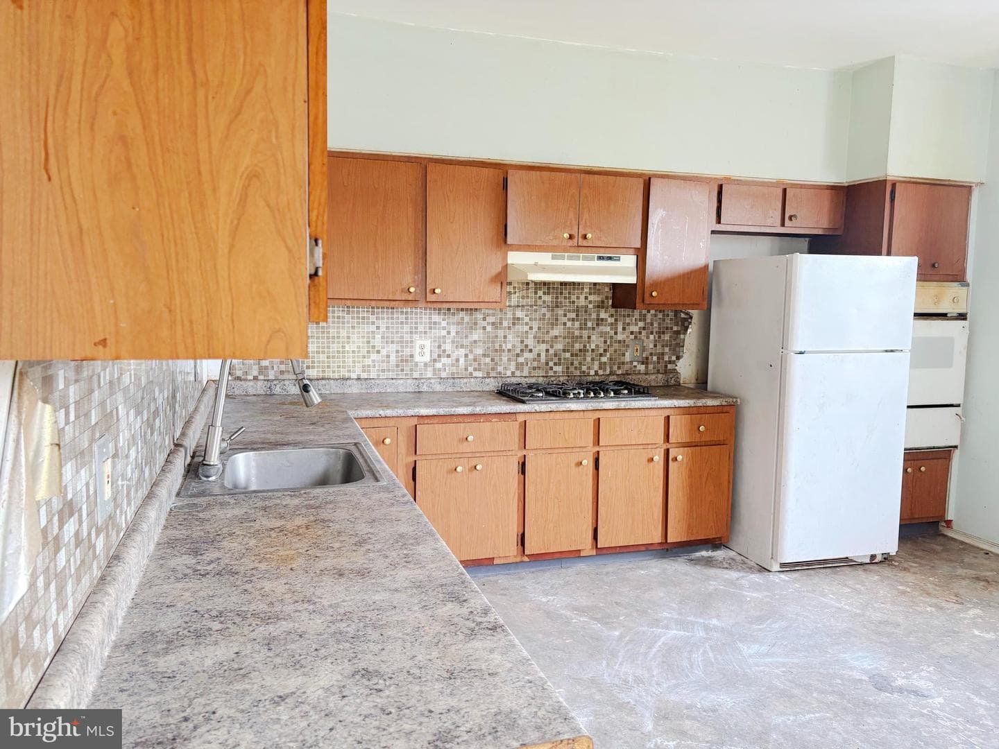 2326 Duncan Street photo 10