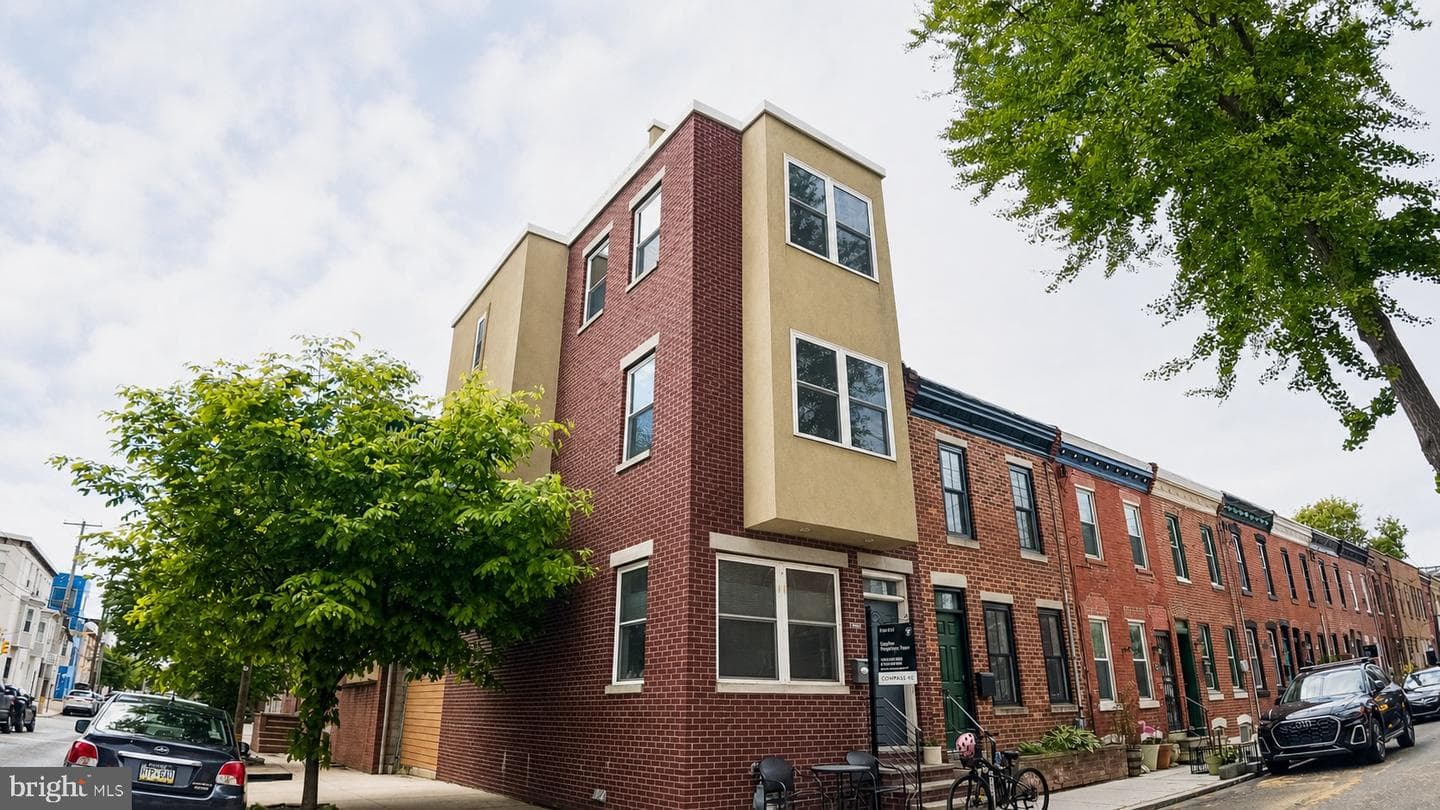 2400 Madison Square, Philadelphia