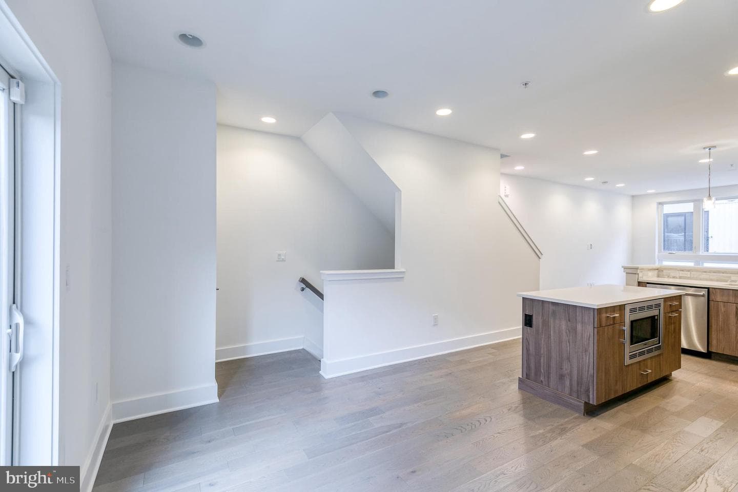 630 N 5th Street photo 4