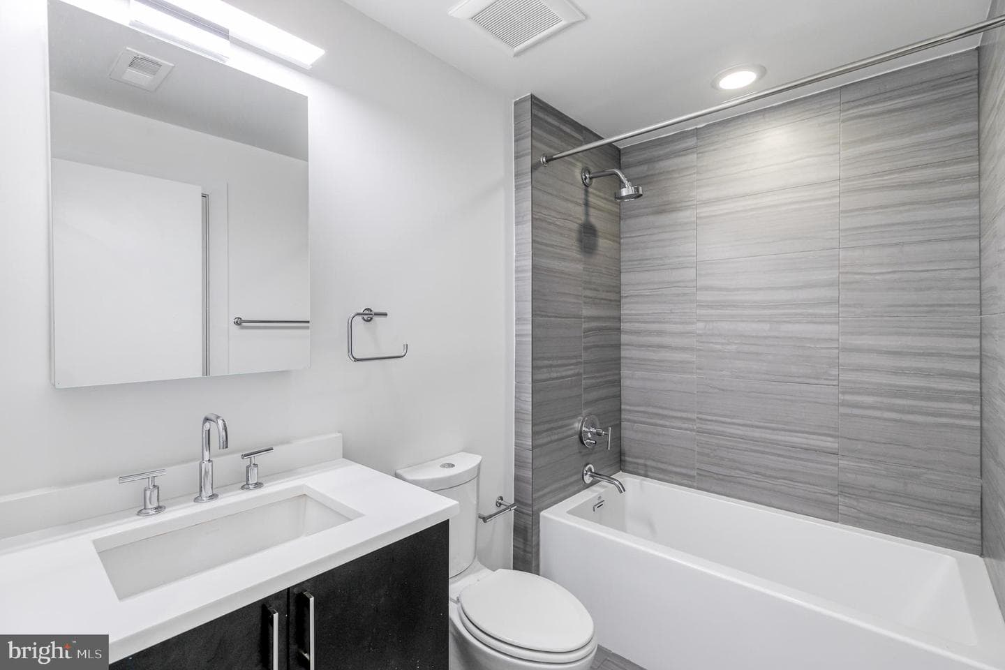 634 N 5th Street #12 photo 11