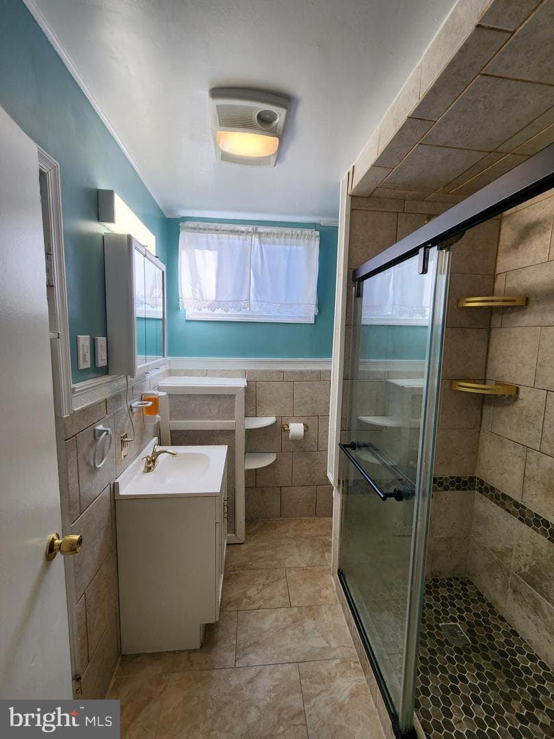1634 Lewis Street photo 35