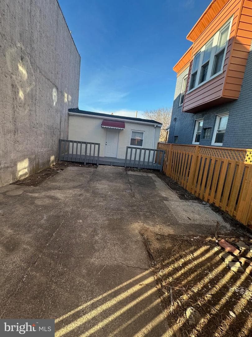 5100 Cottage Street photo 6