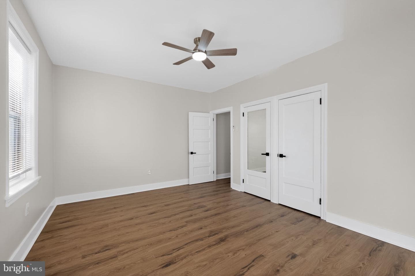 935 S 59th Street photo 21