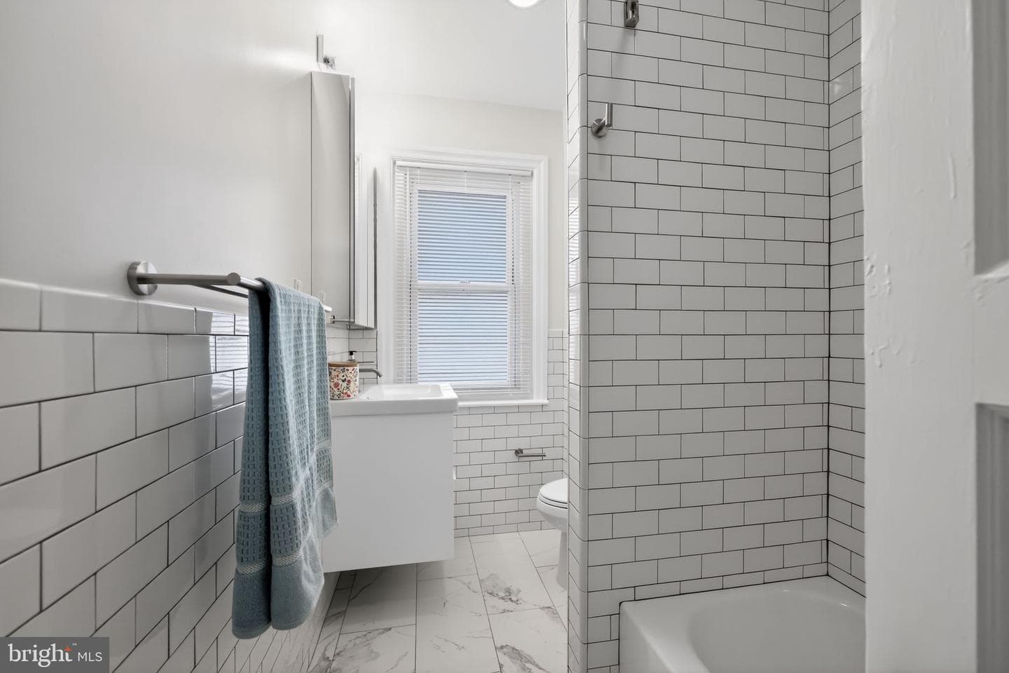 935 S 59th Street photo 22