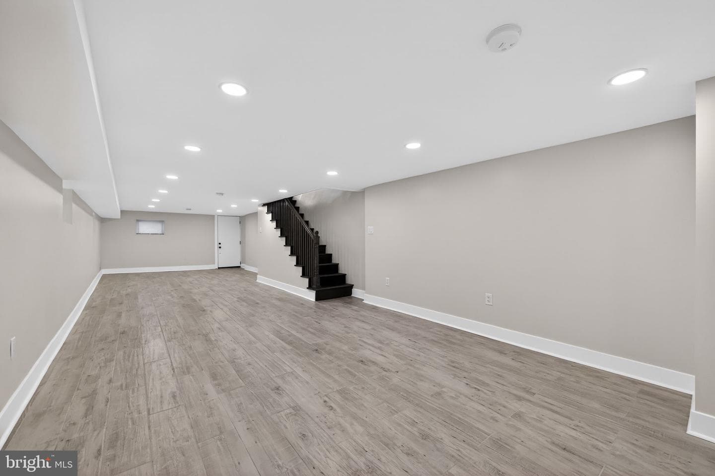 935 S 59th Street photo 26